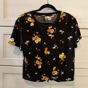 H&M Divided Floral Tied Crop Top